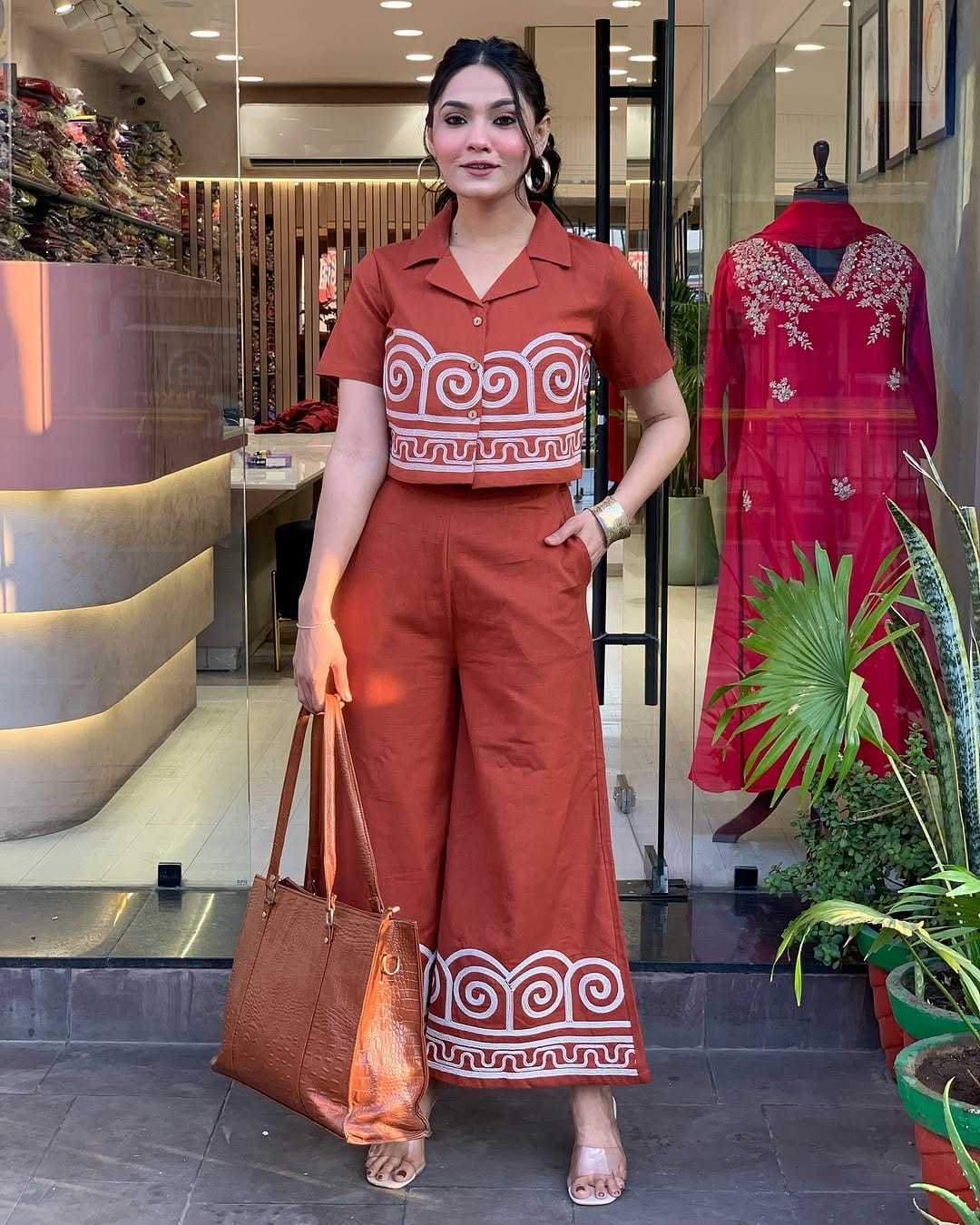 Laidback Luxe ? Embroidered Floral Dress with Printed Touch (M) - Image 4